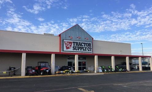 Tractor Supply Childress
