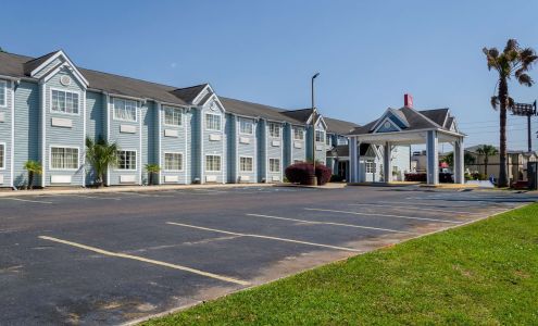 Motel 6 Mobile, AL