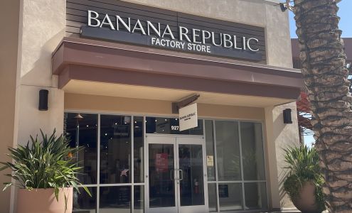 Banana Republic Factory Store