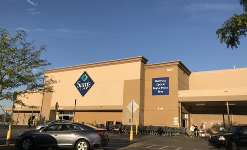 Sam's Club