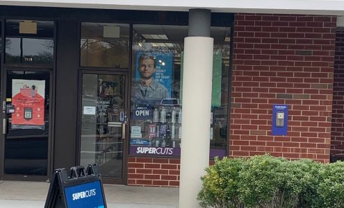 Supercuts 751 Pulaski Rd #25, Greenlawn New York 11740
