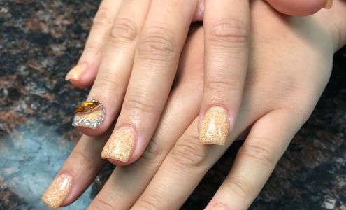 Regal Nails, Salon & Spa