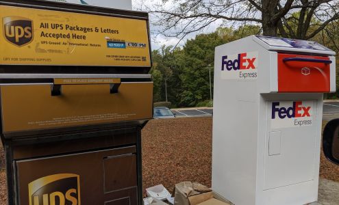 UPS Drop Box