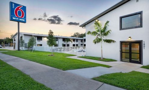 Motel 6 Fort Lauderdale, FL