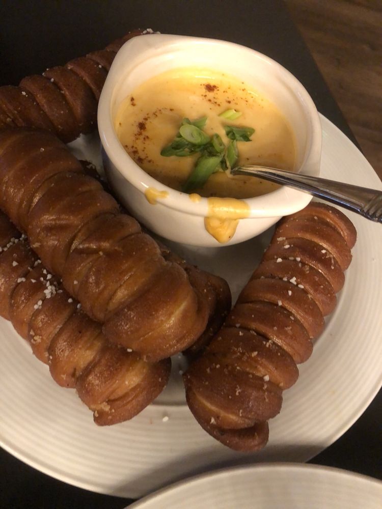 The Best Sports Bars in French Lick, IN 2023 Restaurantji