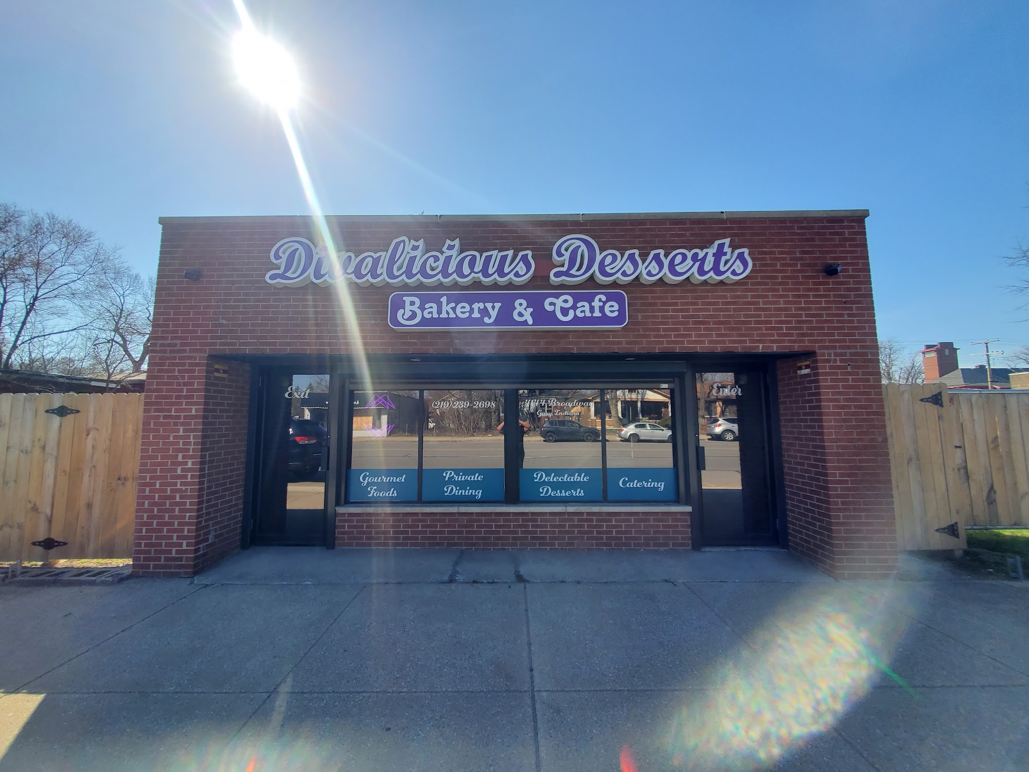 Divalicious Desserts Bakery & Cafe