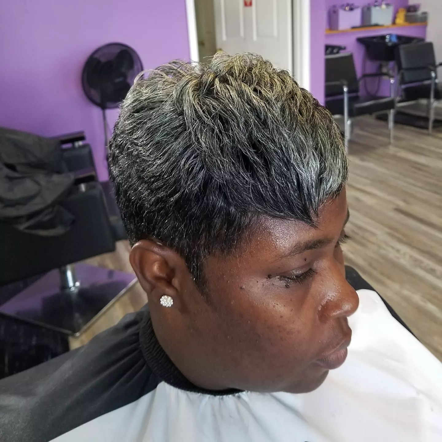 Diamond Hair Studio 1018 State Hwy 755, Edgewood Maryland 21040