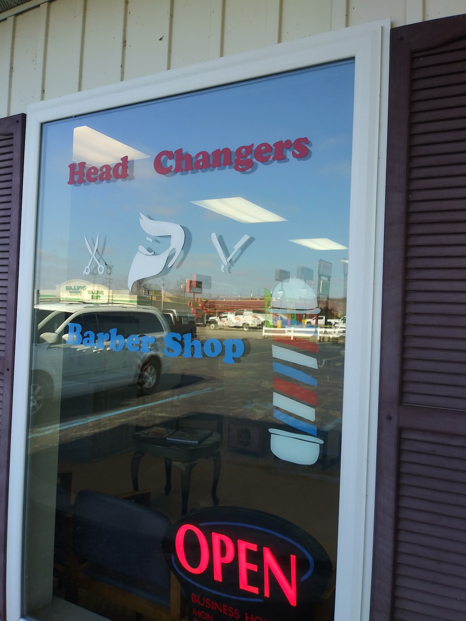 Head Changers Barber Shop 1621 U.S.Business 60W Suite D, Dexter Missouri 63841