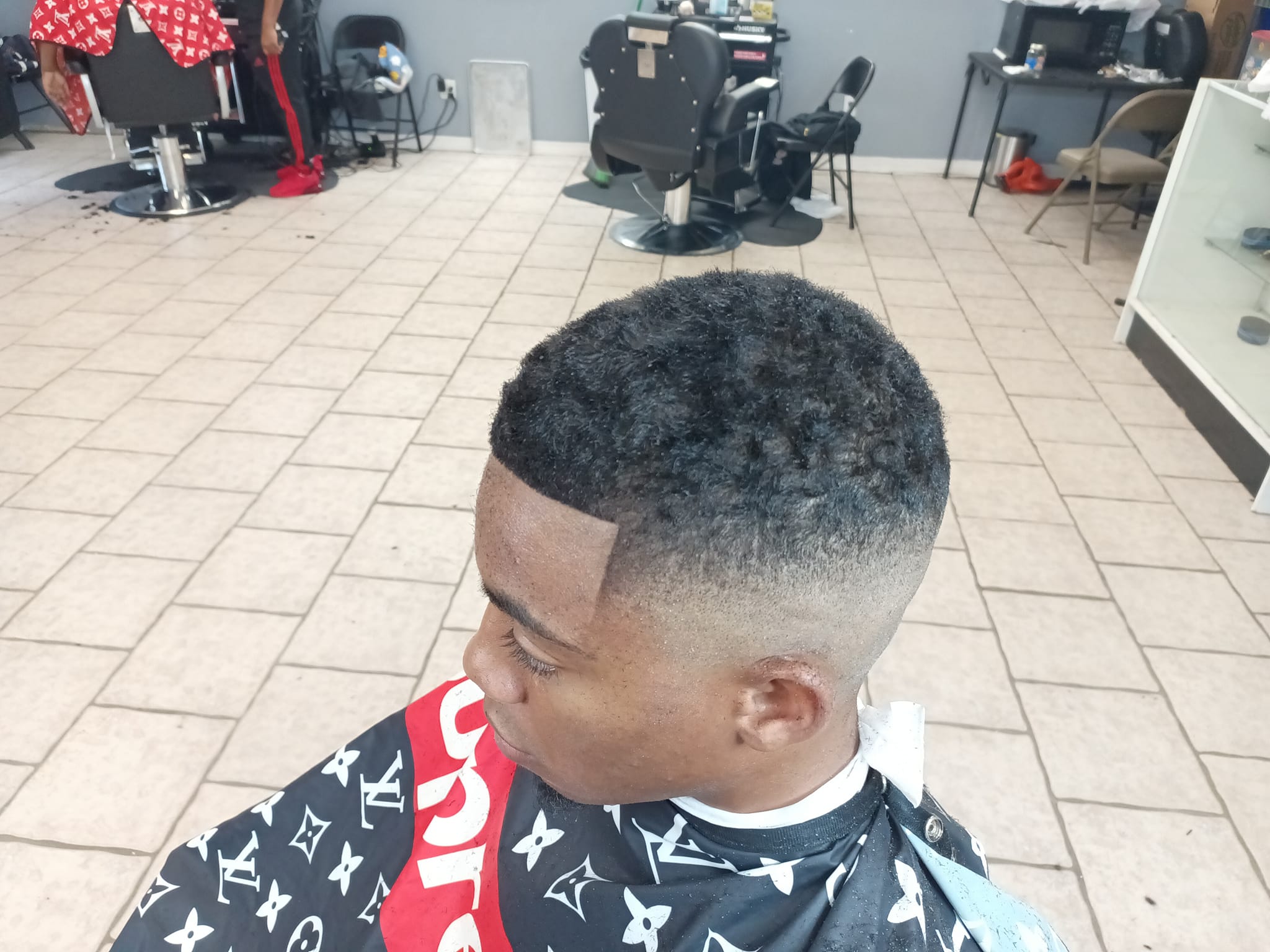Fresh cutz barbershop 4099 Gautier Vancleave Rd, Gautier Mississippi 39553