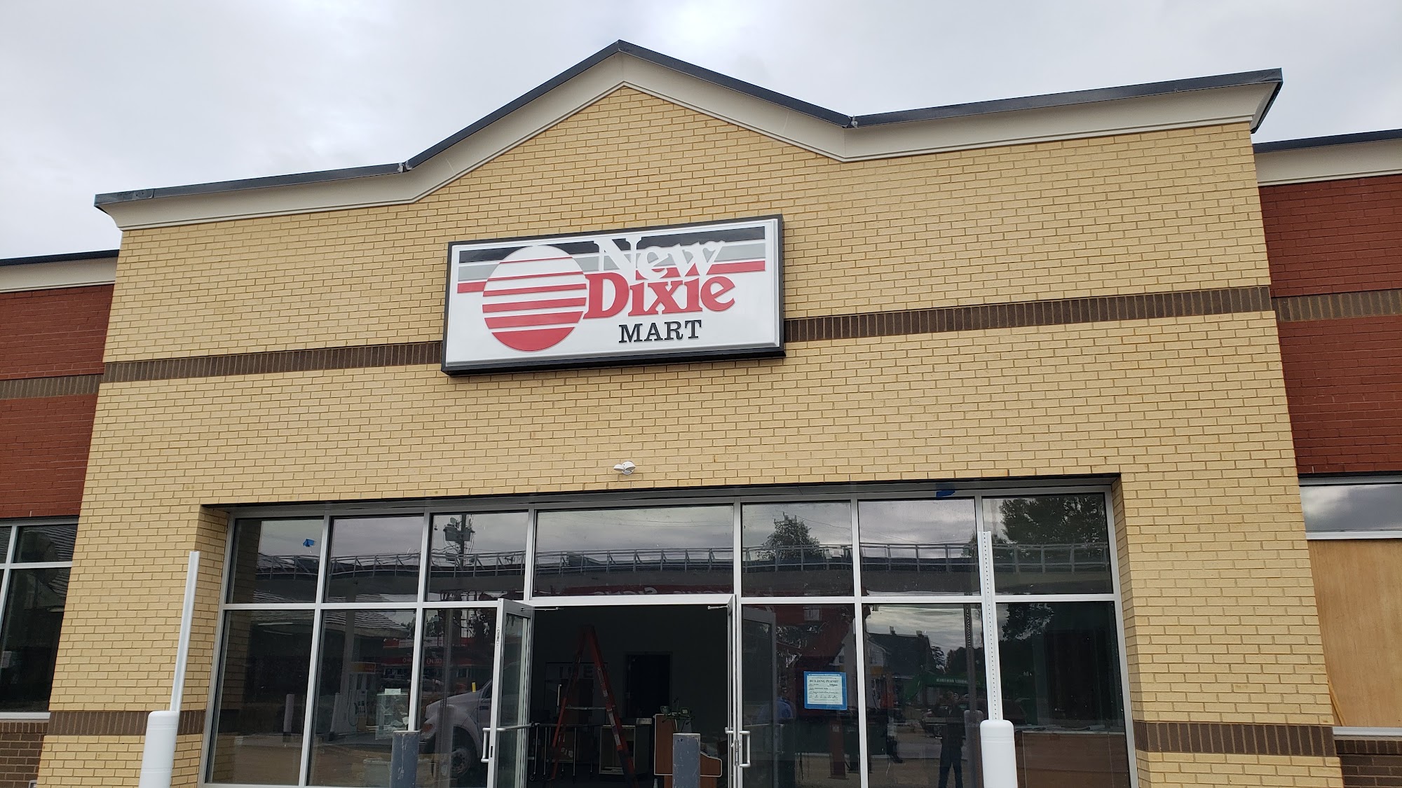 New Dixie Mart Grill
