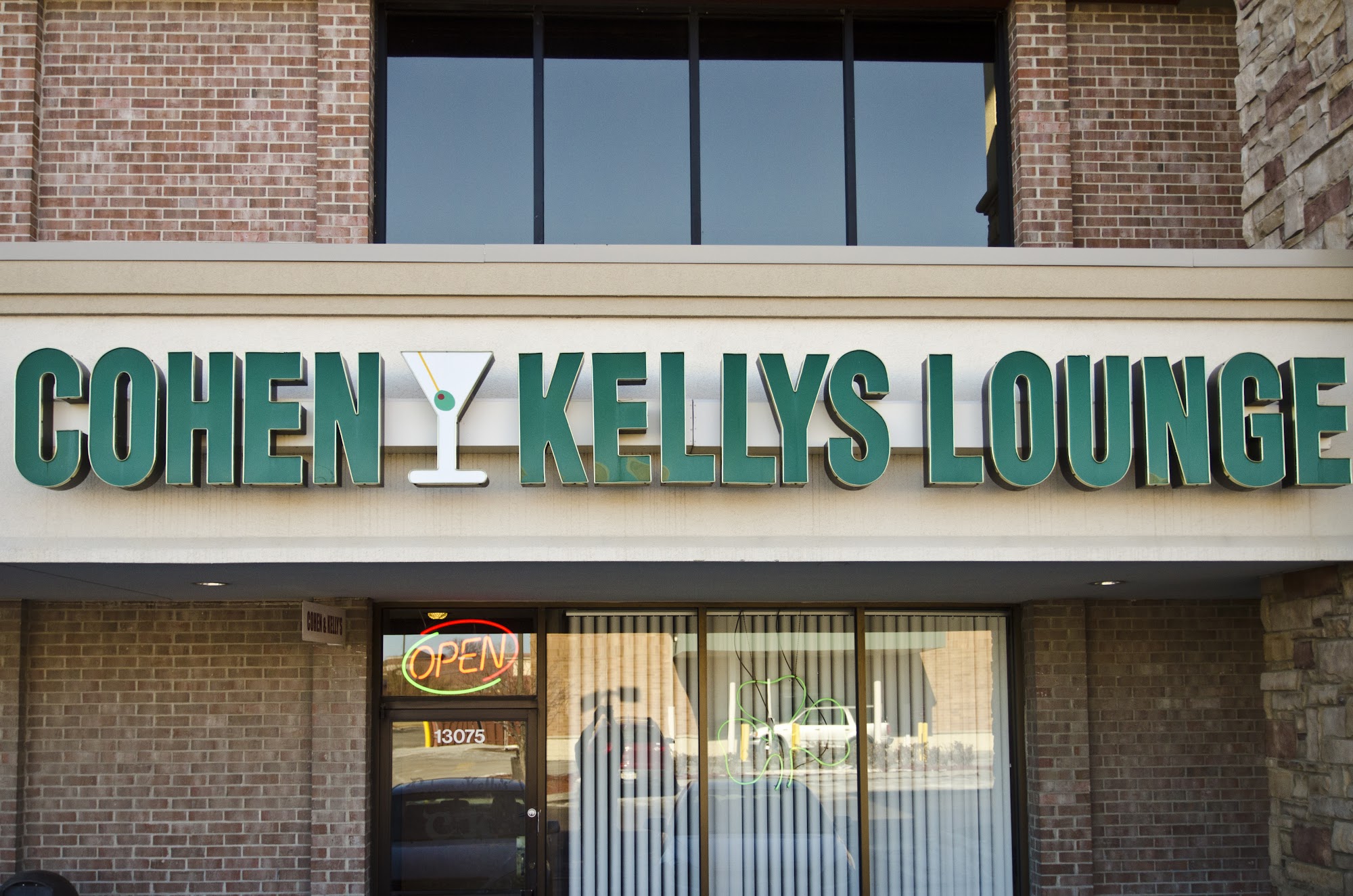 Cohen & Kelly's Lounge