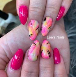 Lee’s Nails