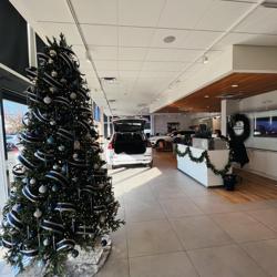 Volvo Cars Glen Cove