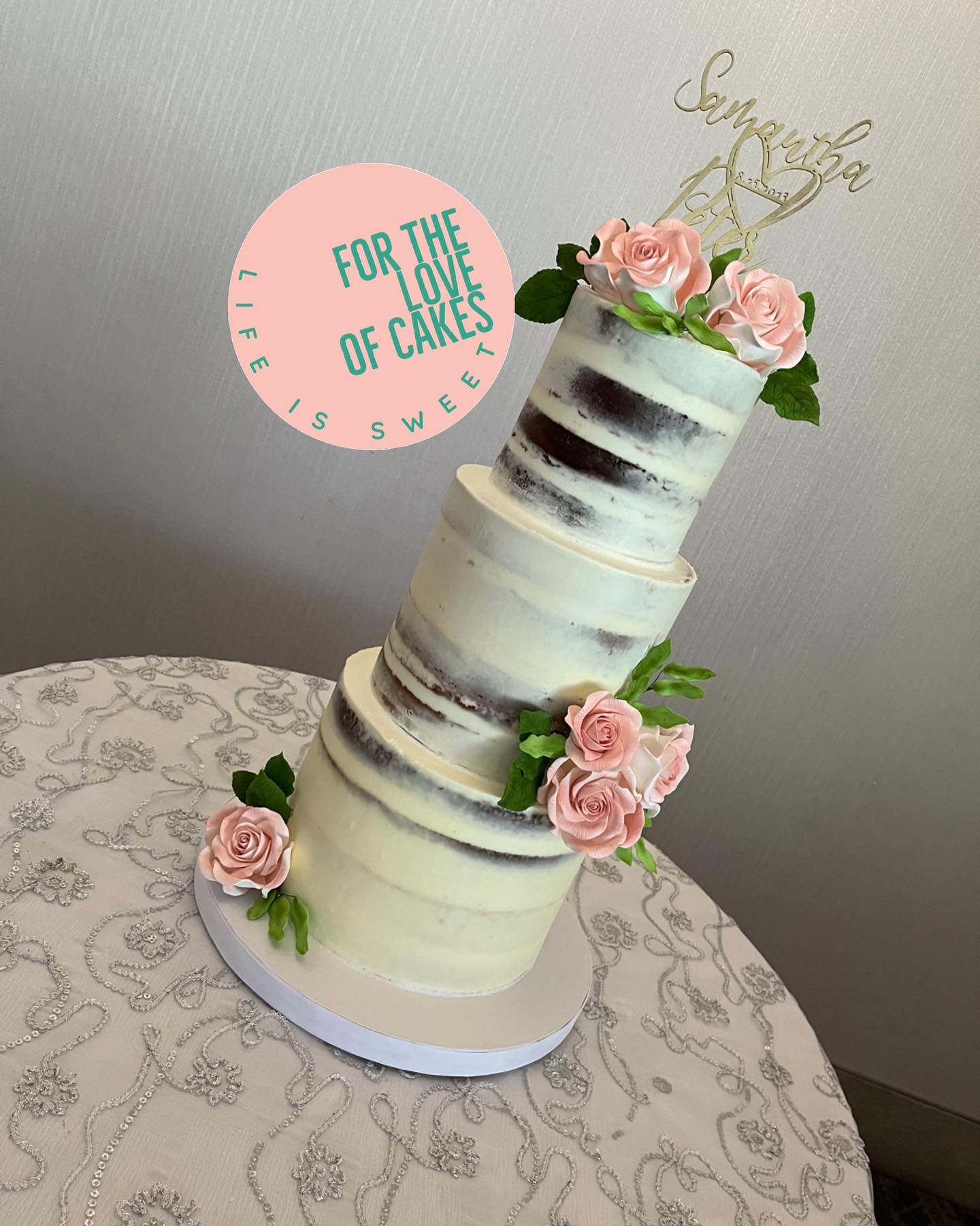 For The Love of Cakes in Aurora
