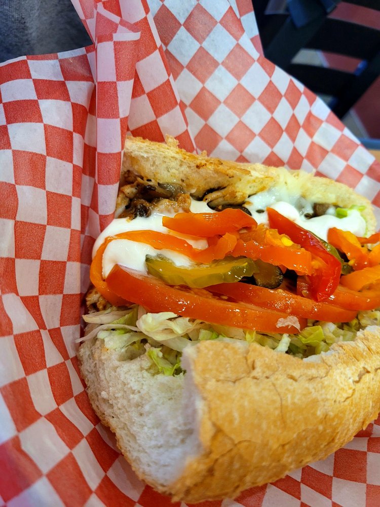 Hoagies Heroes 10610 Bayview Ave Unit 15, Richmond Hill, ON L4C 3N8