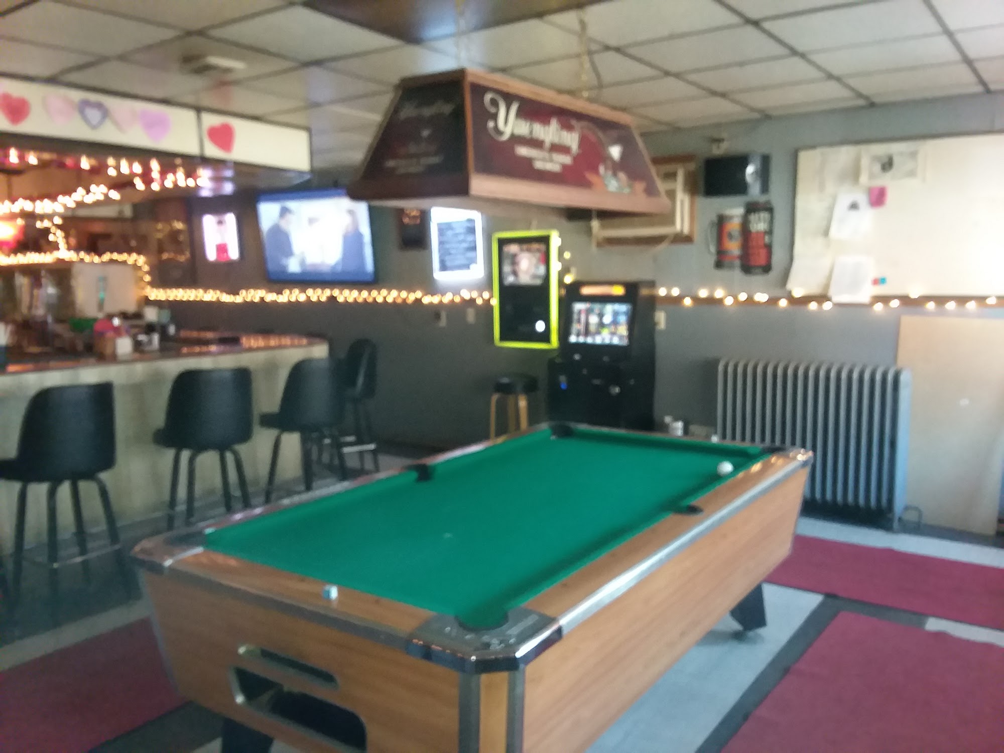 Rocky's Tavern