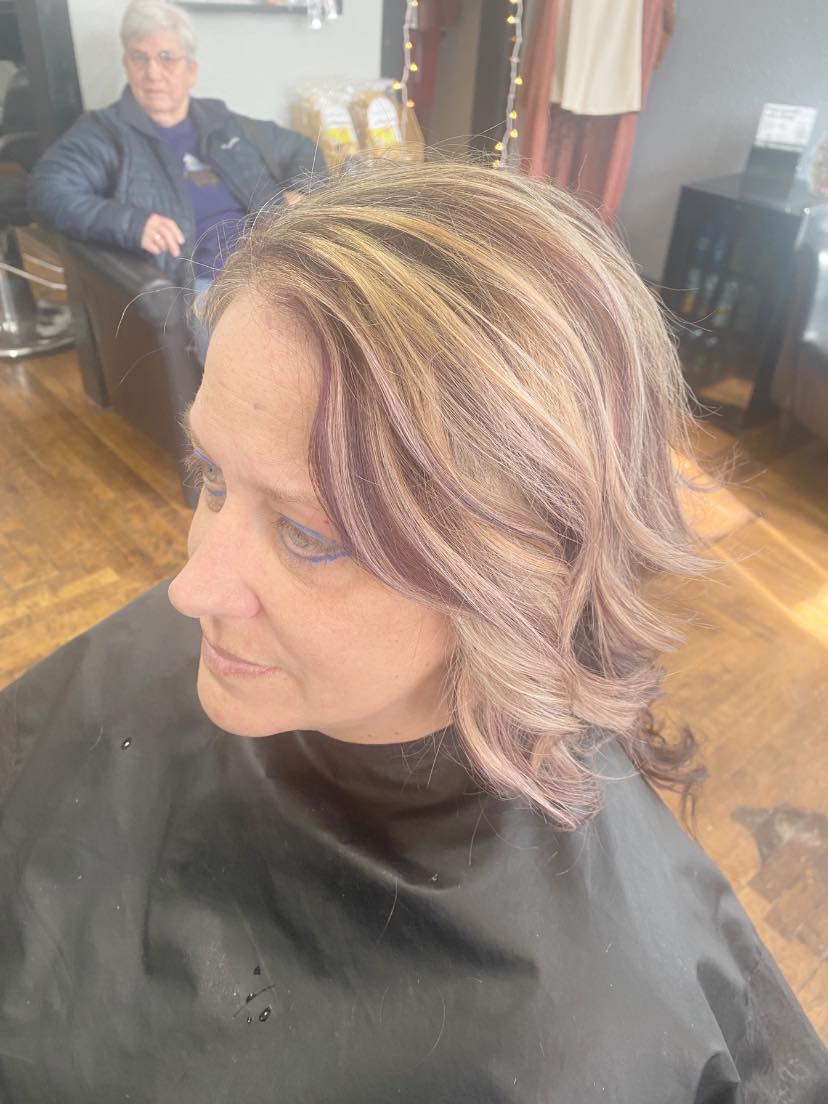 Bridget's Hot Trendz Salon 5701 Pine St, Black Hawk South Dakota 57718