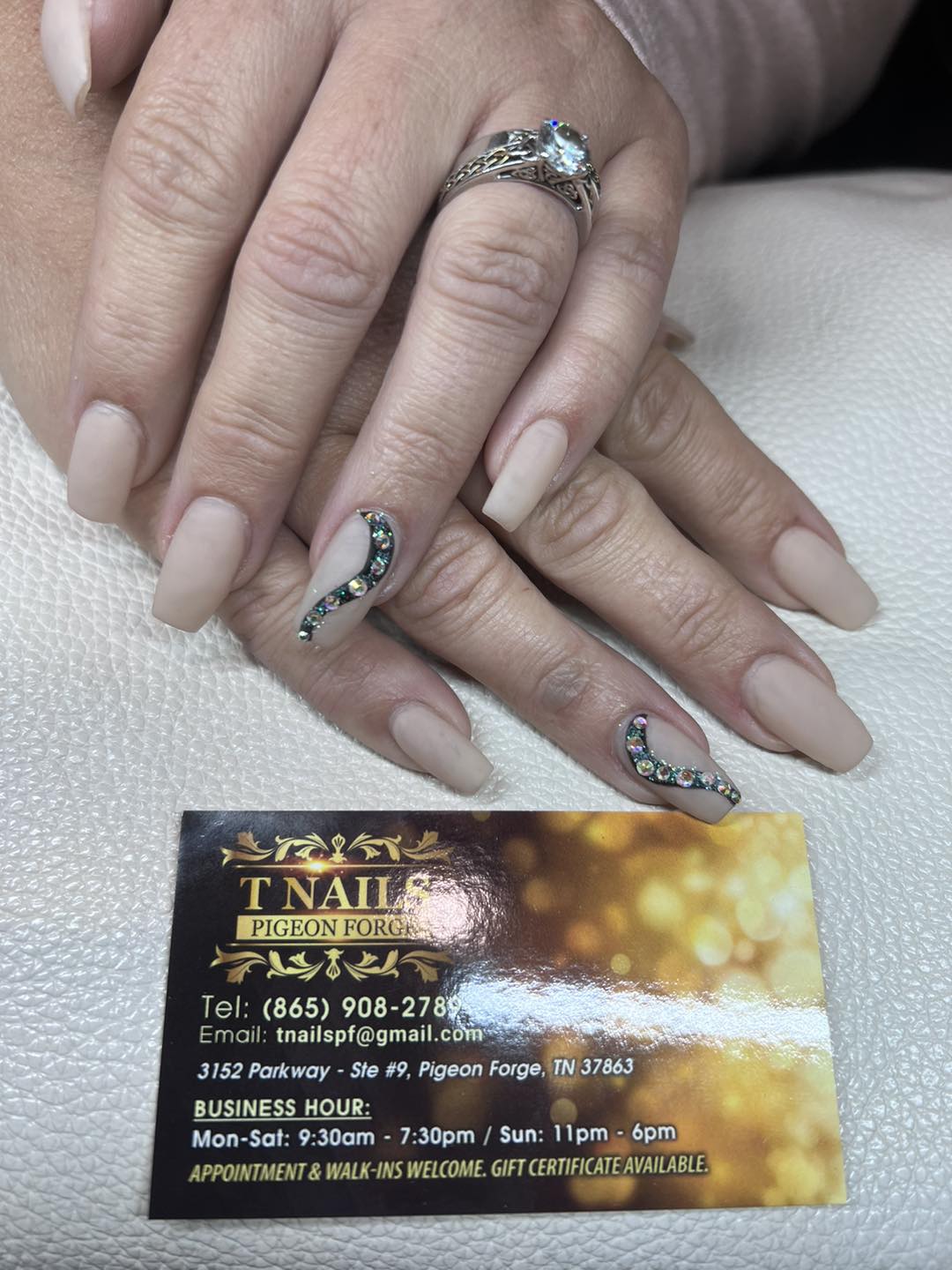 T Nails 3152 Parkway #9, Pigeon Forge Tennessee 37863