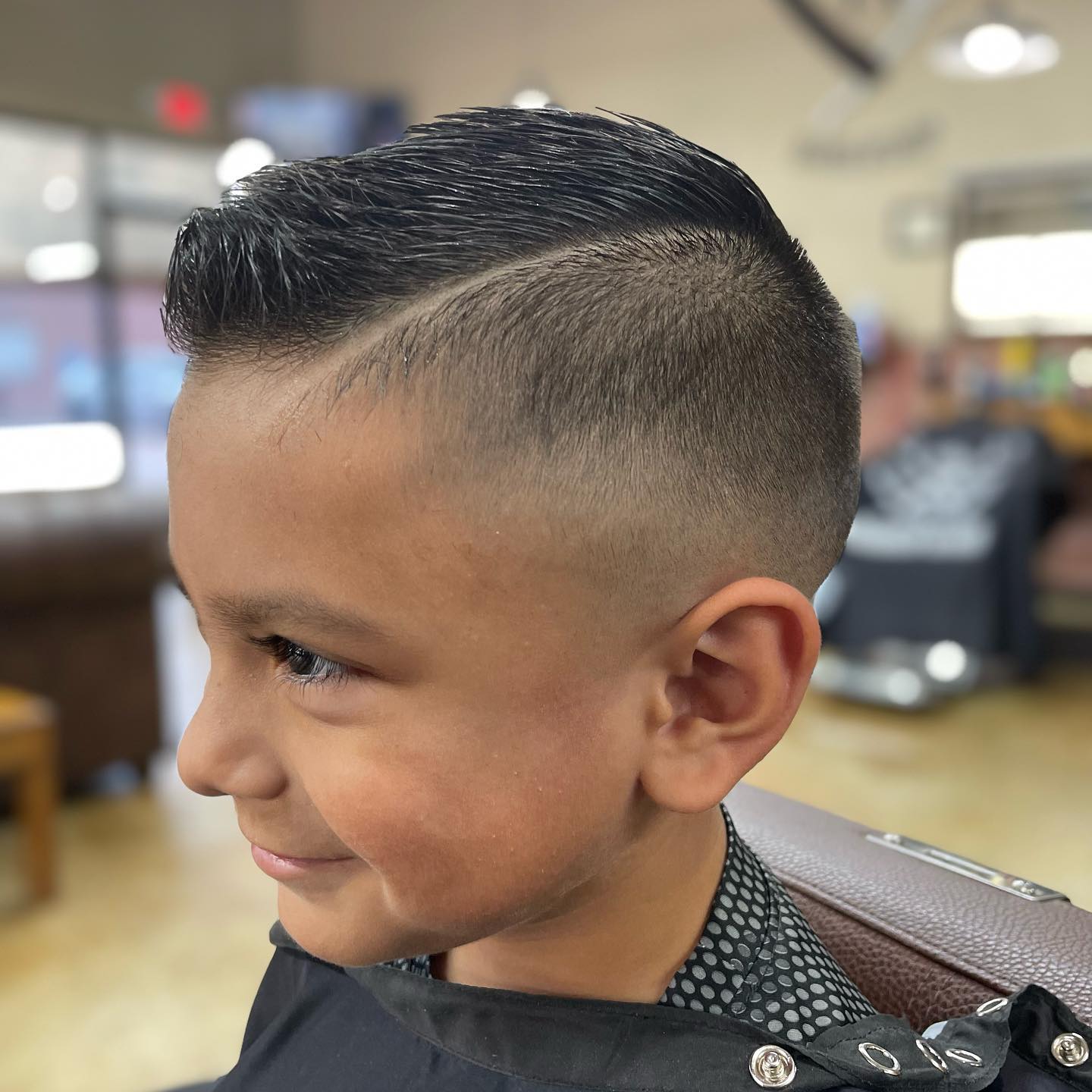Cut and shave barbershop 15903 Hwy 6 suite C, Rosharon Texas 77583