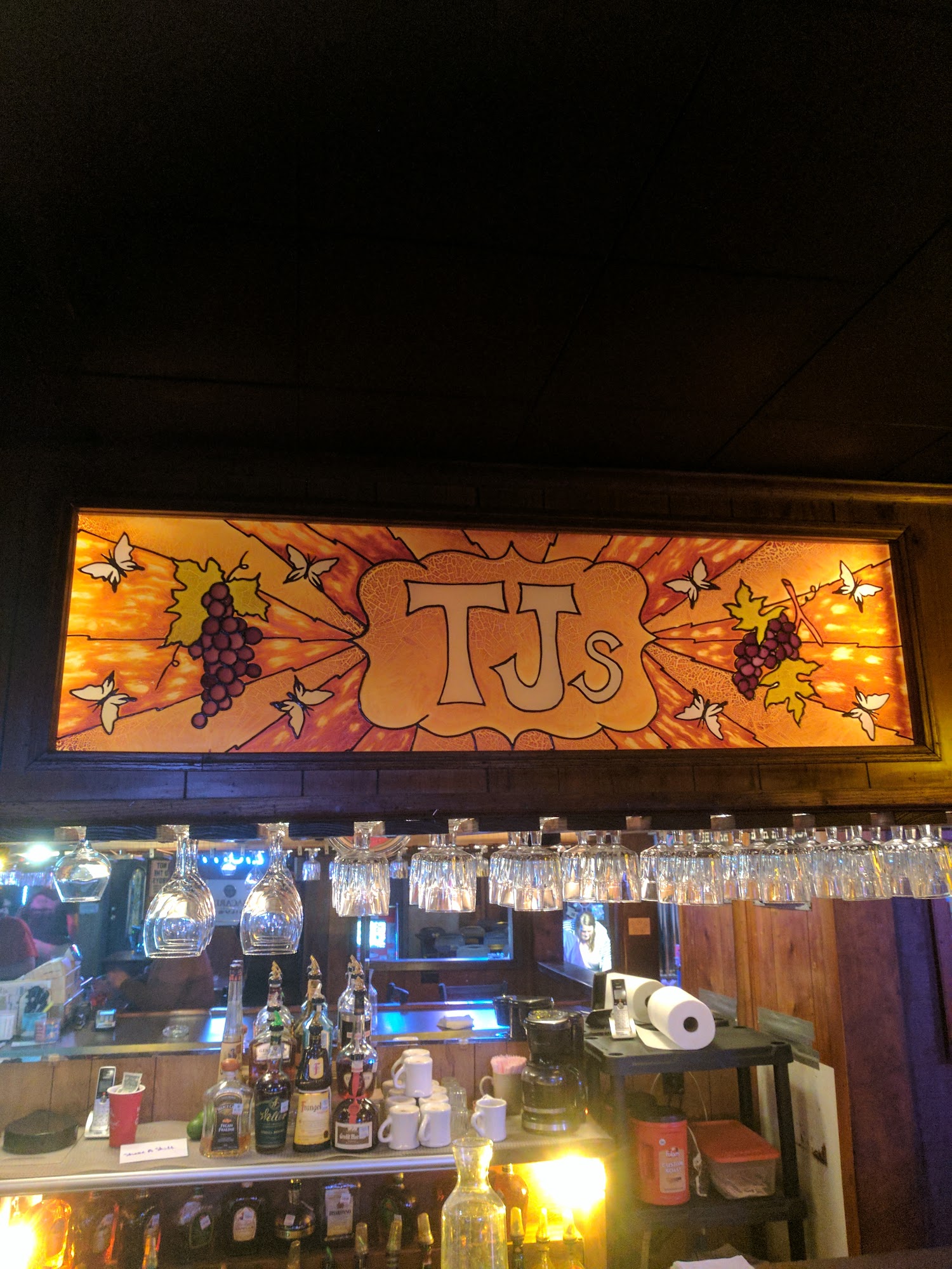 T J's Tavern