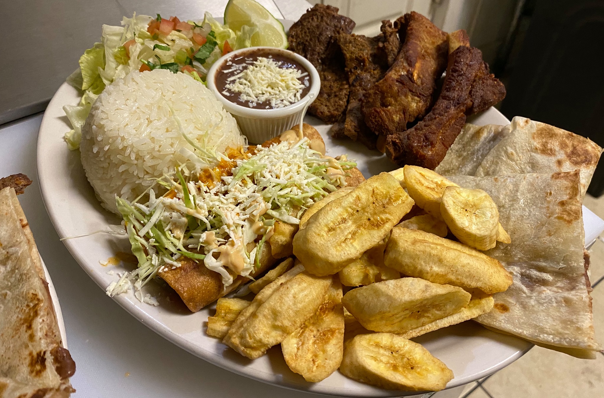 El Paraiso Honduran Restaurant