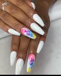 Nails Uptown & More