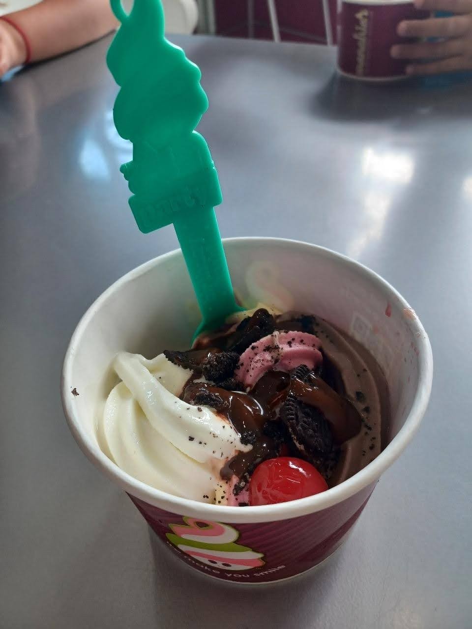 Menchie's Frozen Yogurt