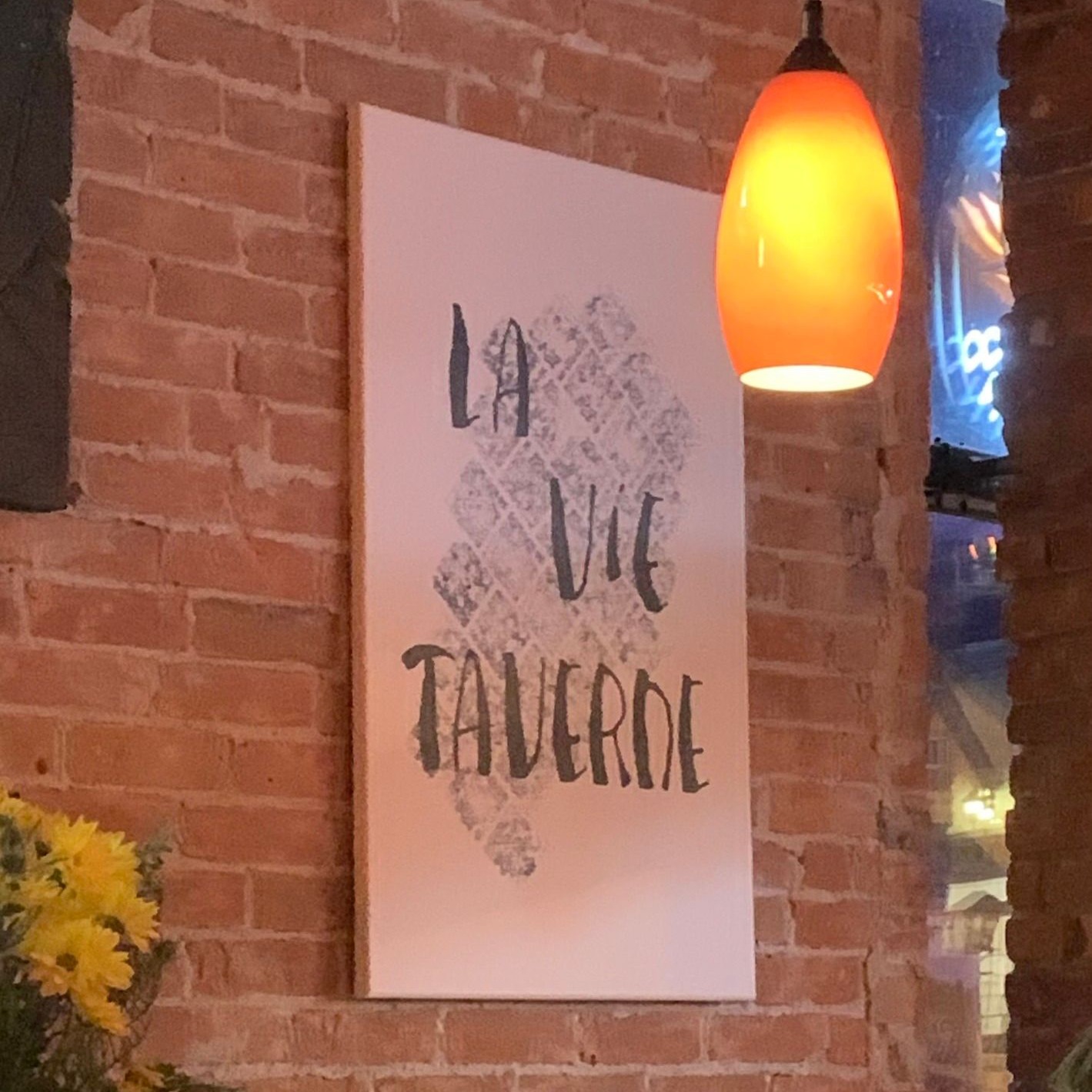 La Vie Taverne